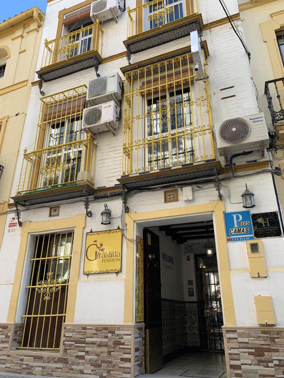 Giraldilla Hotel Sevilha Exterior foto